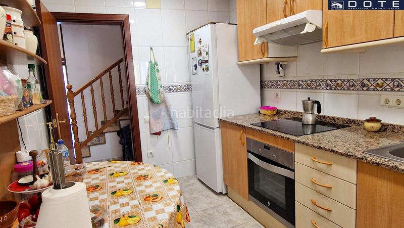 Foto f77e4034-9985-403d-b78d-d048f794f64d. Casa adosada cómoda casa adosada, con habitación en planta, en el corazón en Creixell