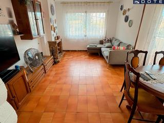 Pis a Creixell. Amplio piso en creixell  costa daurada