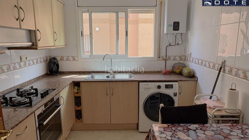 Foto 490c531c-c85e-4773-bfa8-7243a7cf68e5. Casa adossada amb aparcament a Creixell