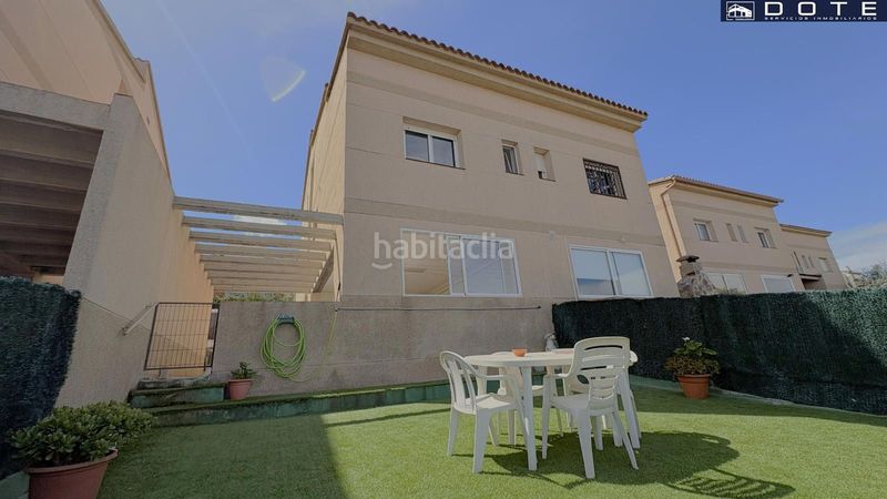 Foto 925a5ff0-d80a-4690-b5c3-28efb3240603. Casa adossada amb aparcament a Creixell