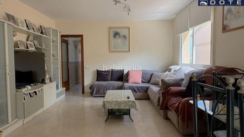 Foto d6eea317-0955-4f17-9153-55f74ef3bf74. Casa adossada amb aparcament a Creixell