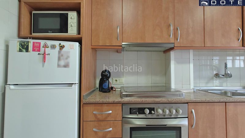 Foto 2a104a32-f6df-4716-a168-862a976825f9. Casa adossada amb aparcament a Creixell