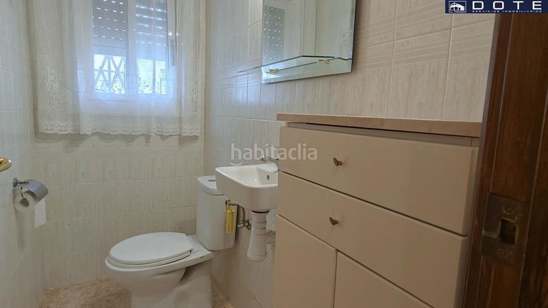 Foto 46ed7043-c090-47f4-b2b1-34f10cee8dd1. Casa adossada amb aparcament a Creixell