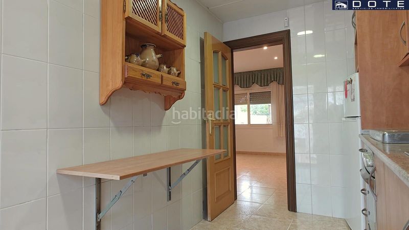 Foto e9d23bf3-0093-41cb-b455-682f0144c138. Casa adossada amb aparcament a Creixell