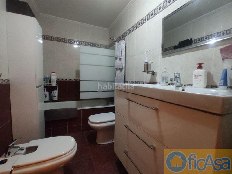 Foto 28327f69-f187-4839-bacb-40e0b9439637. Casa adossada amb aparcament a Avenida Alemania-Italia Villarreal / Vila - real