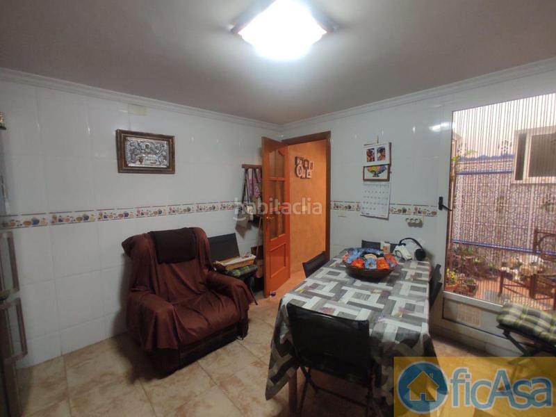 Foto e6781051-db9a-4f16-9588-e173b0ce5bdc. Casa adossada amb aparcament a Avenida Alemania-Italia Villarreal / Vila - real