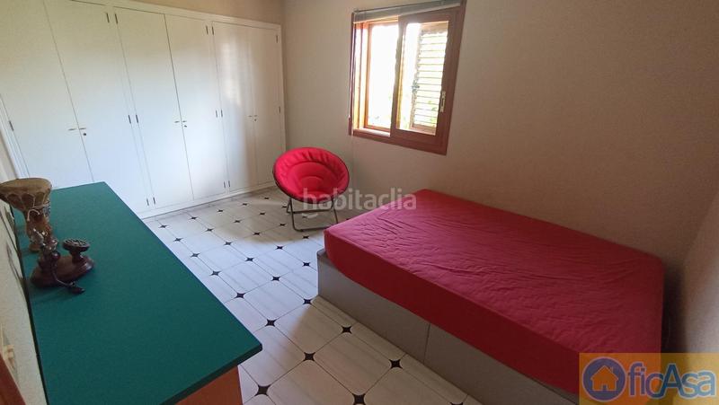 Foto b6256a3a-7c3c-471d-af00-6960619bb0a9. Casa adossada amb aparcament piscina a Heliópolis Benicasim / Benicàssim