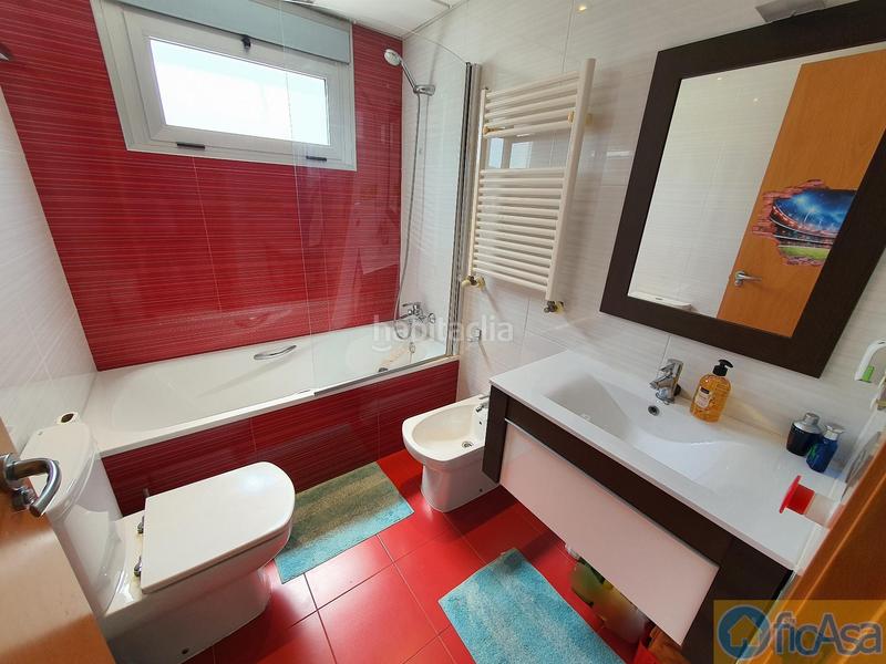 Foto b1315428-1fc0-4505-b407-43182453f4af. Haus mit heizung parking pool in Heliópolis Benicasim / Benicàssim