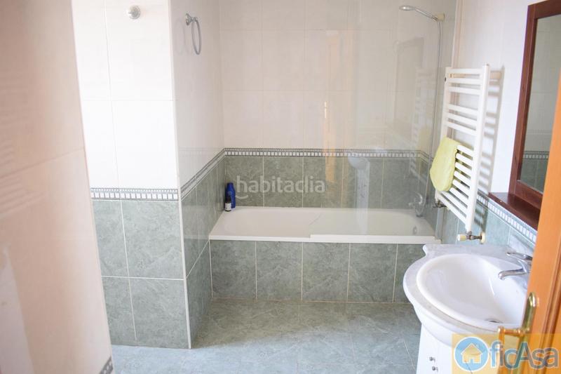 Foto 10e48bf7-e302-4b0e-99a0-caeb3396bfc6. Ático en av vall d´uxo 48 castellónatico en Mestrets Castellón de la Plana