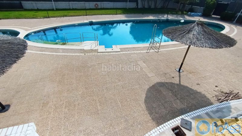 Foto c25d8518-a2e4-4304-a401-7cb5ad07180f. Apartament amb aparcament piscina a Marina Trebol - Neptuno Oropesa del Mar