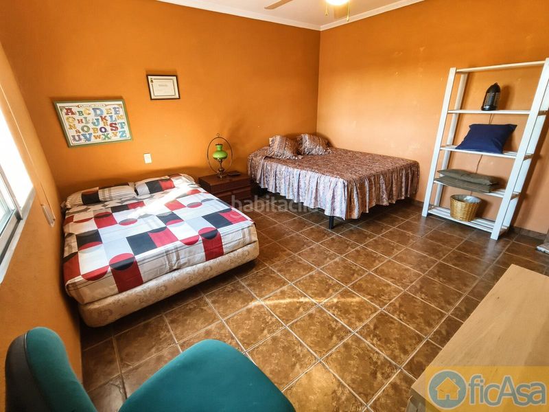 Foto f6d8084a-3488-4493-8582-e51022d96684. Casa amb aparcament piscina a Borriol