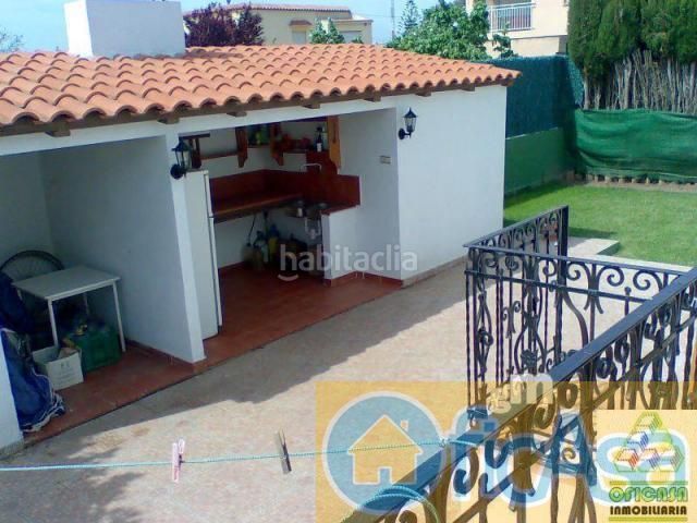 Foto ad7c7a5f-4c53-4075-b8c7-521da347159a. Xalet amb calefacció aparcament piscina a El Grao Castellón de la Plana