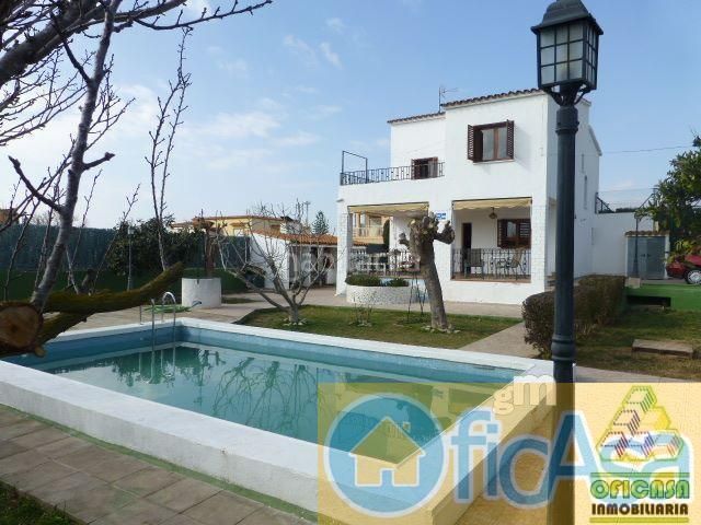 Foto fe2a60a0-bf76-4336-a331-f7f58e005a9e. Xalet amb calefacció aparcament piscina a El Grao Castellón de la Plana