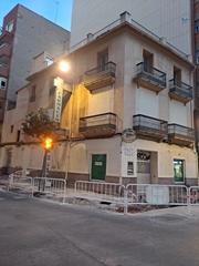 Gebäude in Carrer de la trinitat 63. Edificio en venta calle trinidad