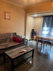 Appartement à Mestrets. Piso sin ascensor