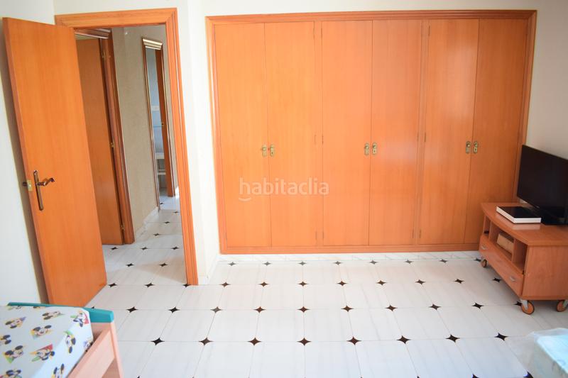 Foto a8c4b379-1deb-4186-8718-bcb21ff00e51. Casa adossada amb aparcament piscina a La Curva Benicasim / Benicàssim