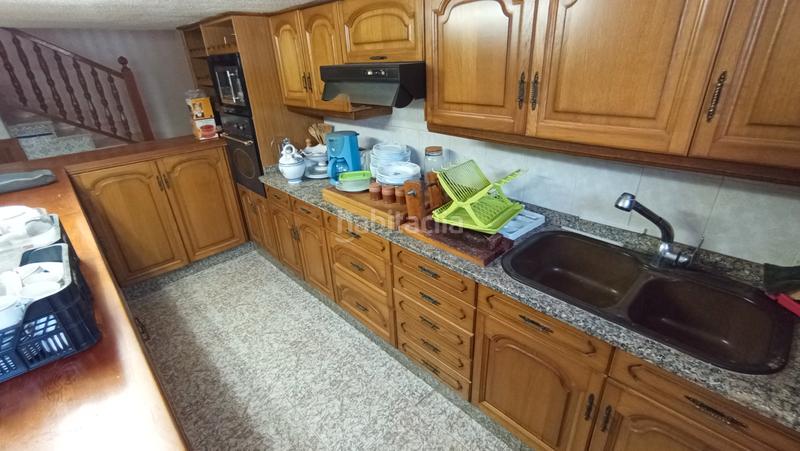 Foto abdbccb6-73bb-4548-9470-8d0da5ca44f7. Casa adossada amb aparcament piscina a La Curva Benicasim / Benicàssim