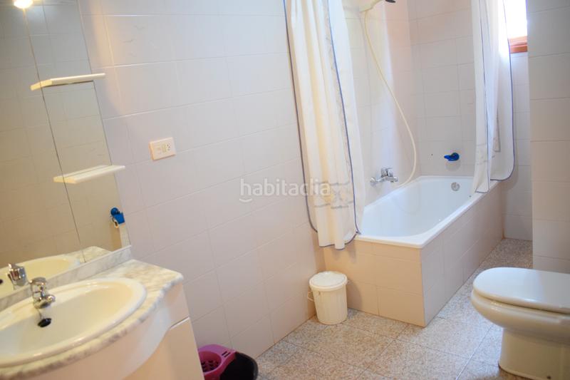 Foto cf599dc5-bcd3-41a0-8750-24f6ff131ff2. Casa adossada amb aparcament piscina a La Curva Benicasim / Benicàssim