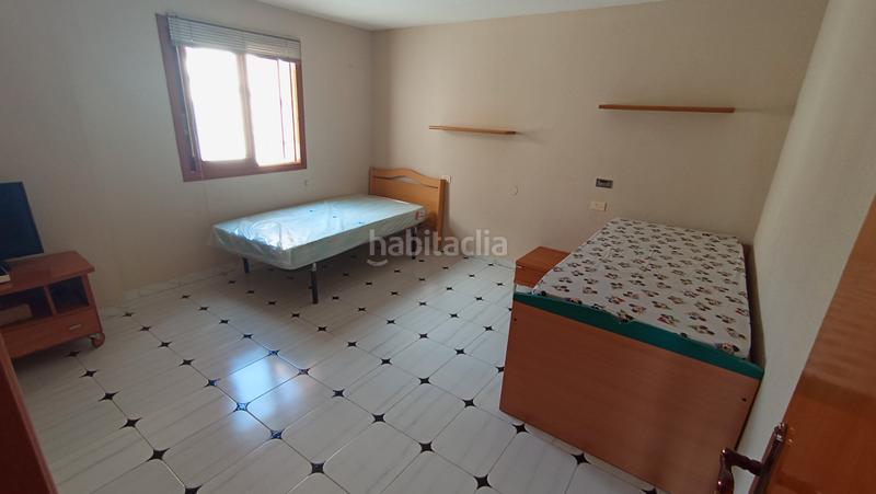 Foto d0ab0fe6-03a3-4d06-bd17-3556a03a9286. Casa adossada amb aparcament piscina a La Curva Benicasim / Benicàssim