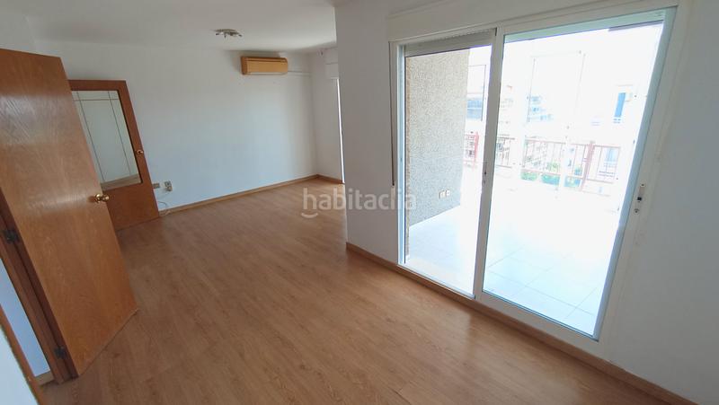Foto 00f40426-01f8-4fac-8f50-231514d4028d. Apartament amb calefacció aparcament piscina a Els Terrers Benicasim / Benicàssim