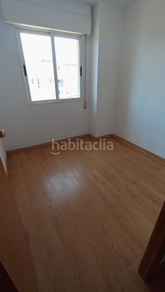 Foto dec07adf-4430-4b7e-83f6-1eaf33ca285f. Apartament amb calefacció aparcament piscina a Els Terrers Benicasim / Benicàssim