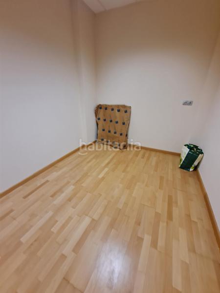 Foto ae039362-01d3-4f89-ad81-e905372cc2ed. Office space with heating in Plaza Illes Columbretes Castellón de la Plana