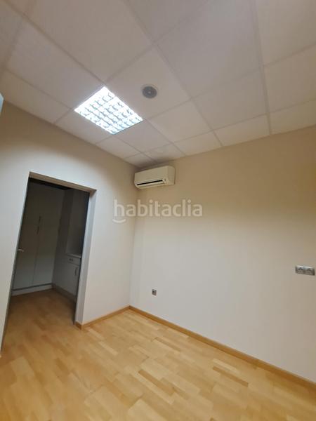 Foto 23449e33-eb8f-4d67-9877-25cee6a1395e. Oficina amb calefacció a Plaza Illes Columbretes Castellón de la Plana