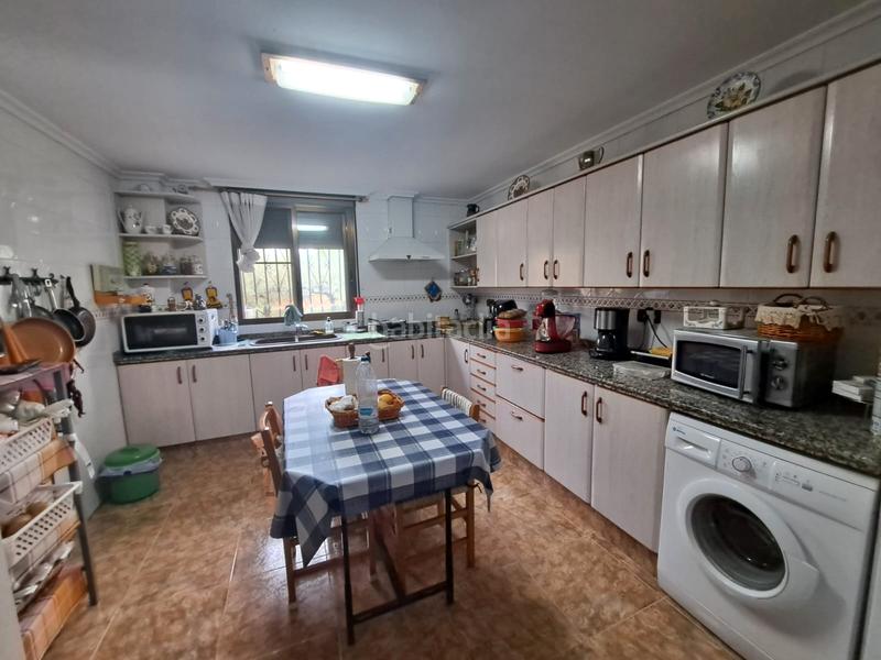 Foto 47ffaa81-77ce-465f-bed2-e1ca5bb60405. Maison avec cheminée chauffage dans Onda