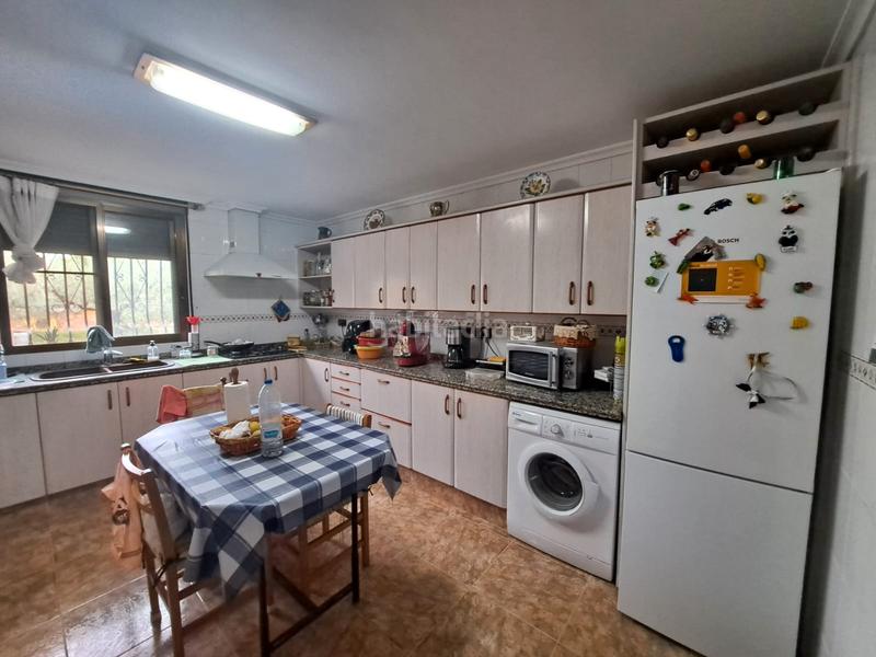 Foto 4b8d56c2-2222-4512-96c0-9d95496ad908. Maison avec cheminée chauffage dans Onda