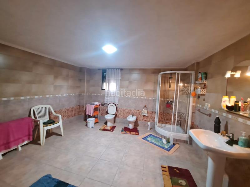 Foto bcd42062-89e3-44a9-8652-009390b30004. Maison avec cheminée chauffage dans Onda