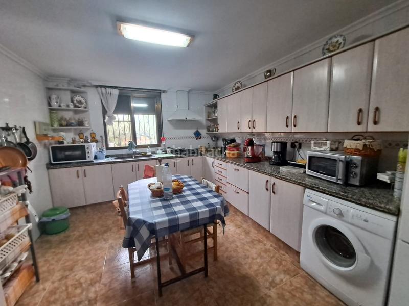 Foto e9aaea4a-ab2b-4373-aee0-3a6c6b696d69. Maison avec cheminée chauffage dans Onda