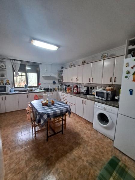 Foto feb6fbcd-9bb6-42e7-978e-c17870317ce4. Maison avec cheminée chauffage dans Onda