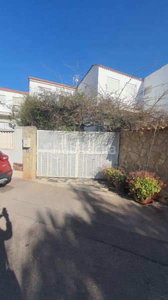 Foto 323763ae-1603-43c3-9d46-b17f0db04e9c. Casa adossada a Benicàssim Golf Benicasim / Benicàssim