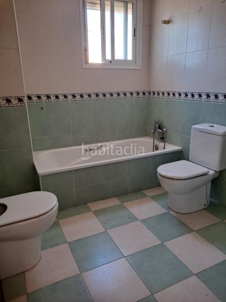 Foto 7b111f63-c163-4d97-9b4d-f211c8a09597. Xalet amb aparcament a Borriol