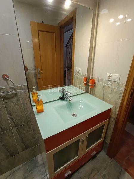 Foto 5ba8d3a4-2f2f-4db2-907c-aa7b17f3d0aa. Casa adossada amb calefacció aparcament piscina a Almazora / Almassora
