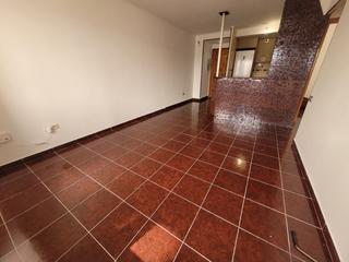 Apartament a Doctor emilio cervera 10. Apartamento en venta en pueblo, 2 dormitorios.