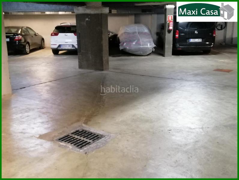 Foto fa55c434-1d14-46d4-8fbf-7b2432a0ef54. Parking coche parking en sarria en Sarrià Barcelona