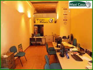 Geschäftsraum  D'entença. Local comercial en eixample