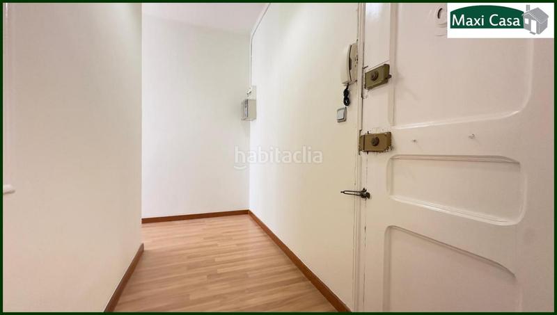Foto a3afd45d-5a86-4e00-84d5-e3575f034abb. Pis a Vila de Gràcia Barcelona