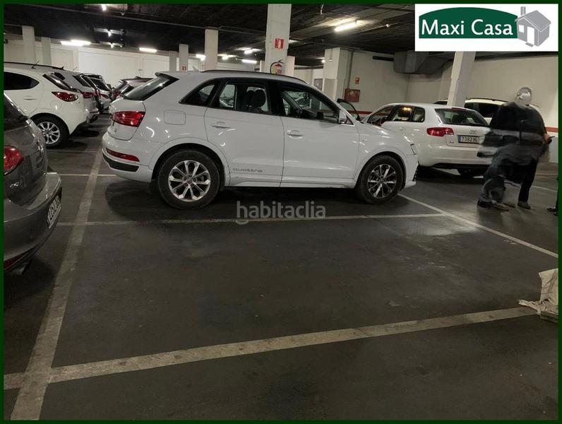 Foto c7b24ba2-22f4-454d-95d8-2b85a28a0037. Alquiler parking coche en La Nova Esquerra de l´Eixample Barcelona