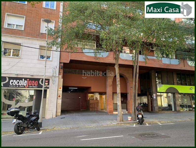 Foto db012808-9583-4631-8bd1-e603e0005243. Alquiler parking coche en La Nova Esquerra de l´Eixample Barcelona