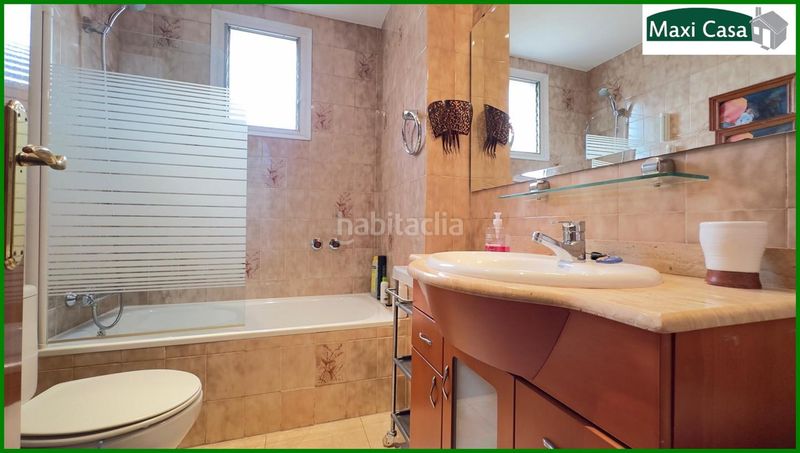 Foto 9f928129-0dce-46bd-832a-207b78801fda. Pis a Sants Barcelona