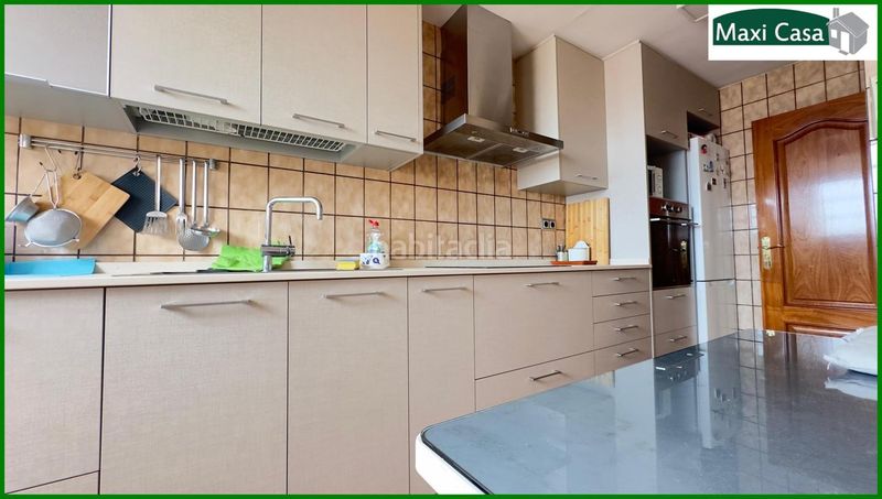 Foto d13e4bed-3622-4b4c-ba3e-4a71ccb3e2cb. Pis a Sants Barcelona