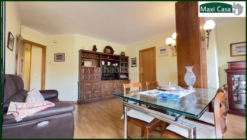 Foto 4405f82b-b80a-4f0f-9852-a7c3443a48c8. Piso en El Camp de l´Arpa del Clot Barcelona