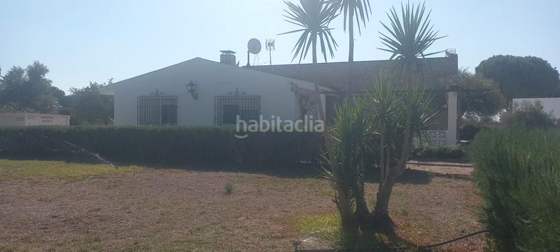 Foto f6448aad-cb33-4be1-a782-f75beb48bf5b. Chalet dans calle amistad 147 dans Oromana Alcalá de Guadaira