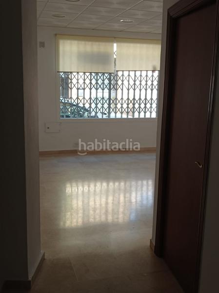 Foto e6327fd6-8681-48f5-8777-350f97a30139. Geschäftsraum in Centro Bormujos