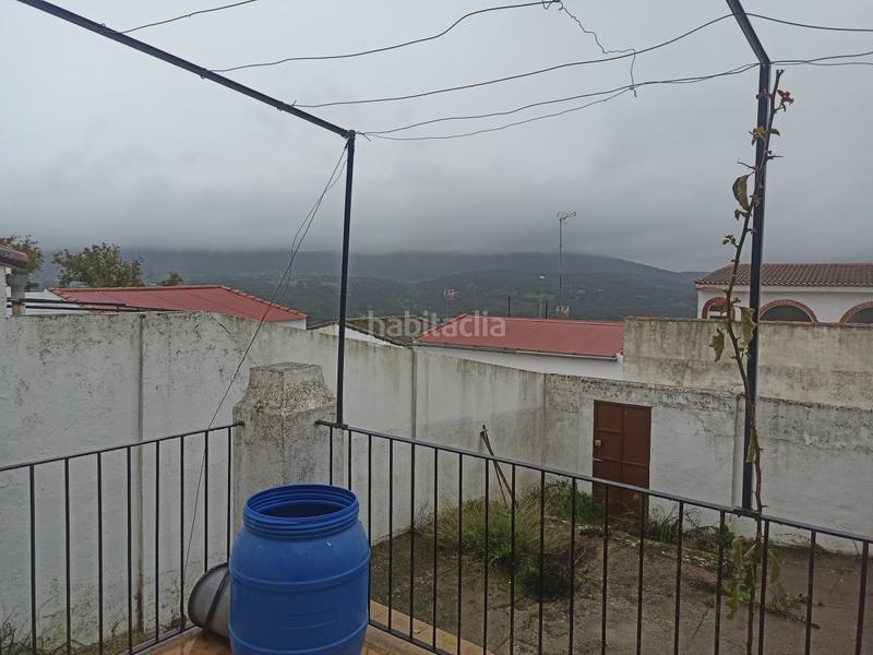 Foto 358592e3-e11e-4dca-97ca-068b7fc92437. Casa adossada a Cumbres Mayores