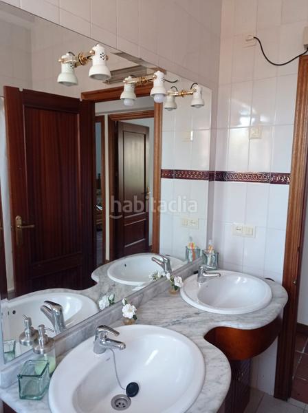 Foto 2f9163a6-d2a7-4c9d-b8e1-44b25fb276a5. Chalet con camino riscaldamento parcheggio piscina in Carmona