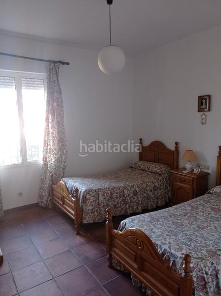 Foto c3d4c03b-4a10-4806-859e-d5850a72d46a. Chalet con camino riscaldamento parcheggio piscina in Carmona