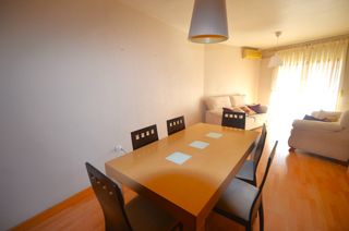 Location Appartement à Santiago el Mayor. Piso de 4 dormitorios con garaje